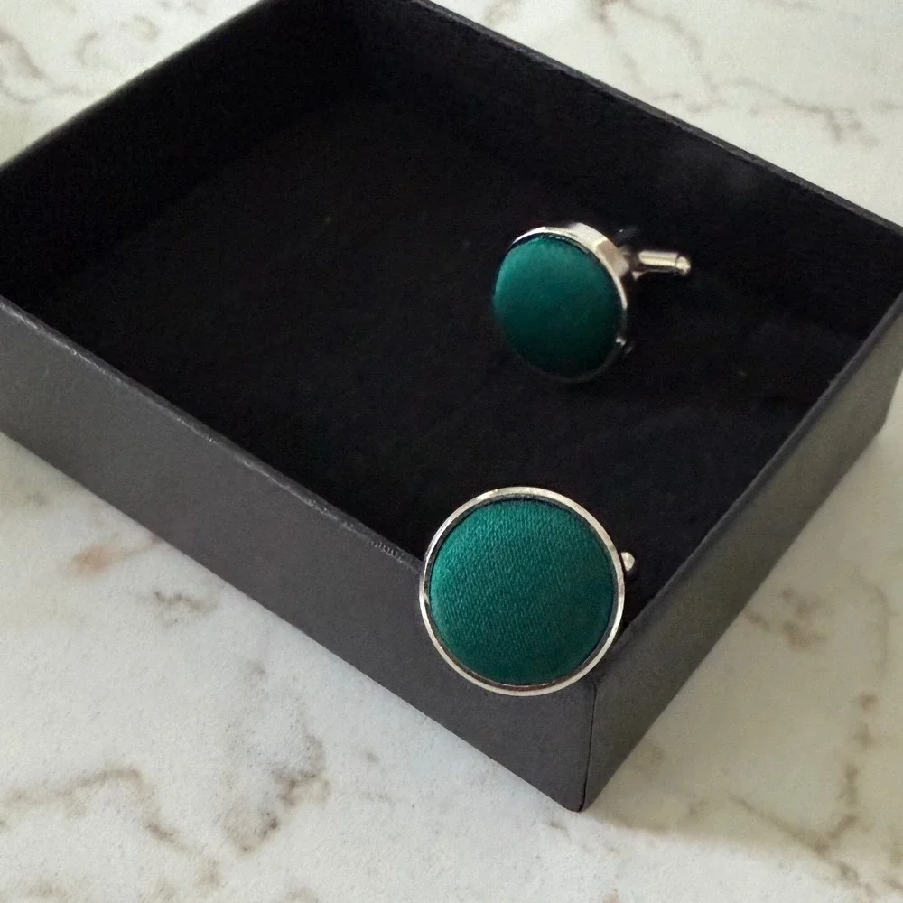 Azazie Mens Emerald Green Satin Silver Tone Round Cufflinks Old Money Minimalist
